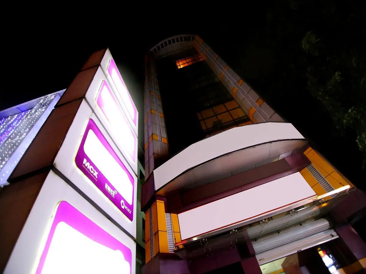 Oyo 7703 Puthens Calenta Inn Kochi 3*,  印度