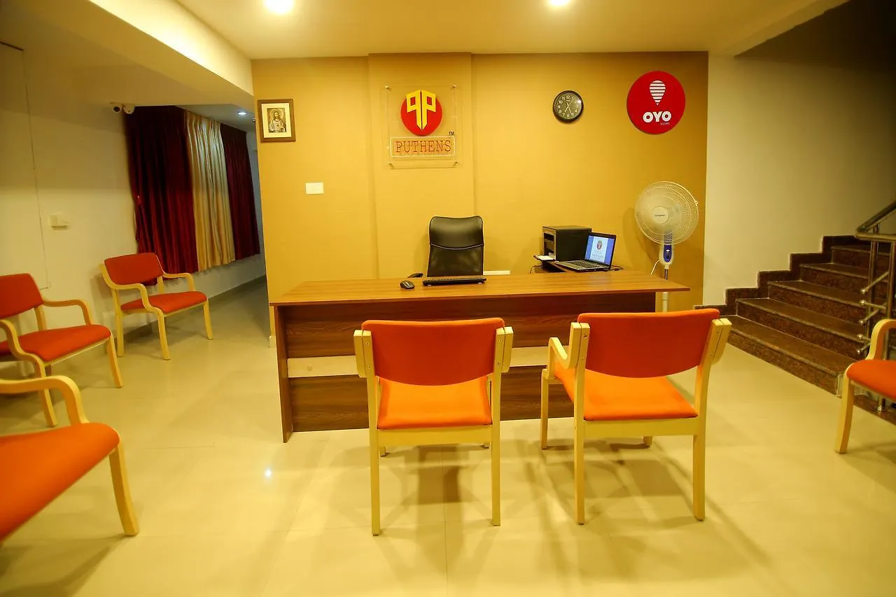*** Ξενοδοχείο Oyo 7703 Puthens Calenta Inn Kochi Ινδία