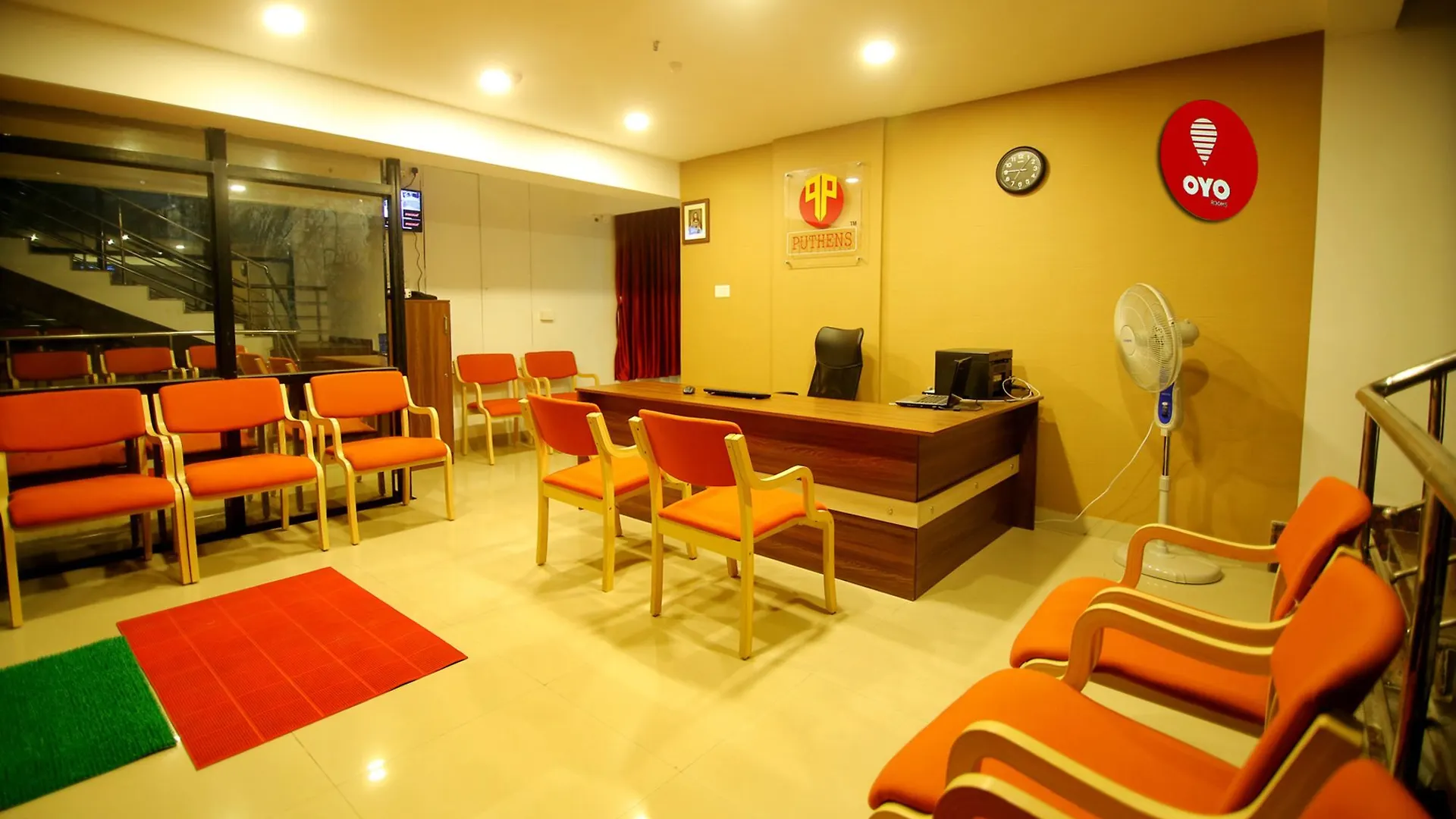Oyo 7703 Puthens Calenta Inn Kochi Ξενοδοχείο